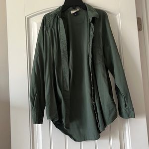 Women’s Button Down